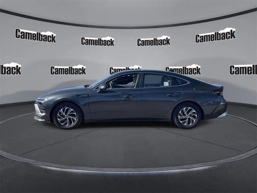 2026 Hyundai SONATA Hybrid Base