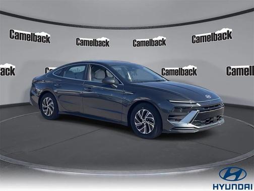 2026 Hyundai SONATA Hybrid Base