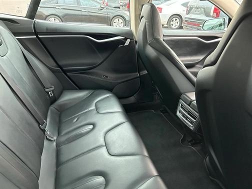 2014 Tesla Model S Base