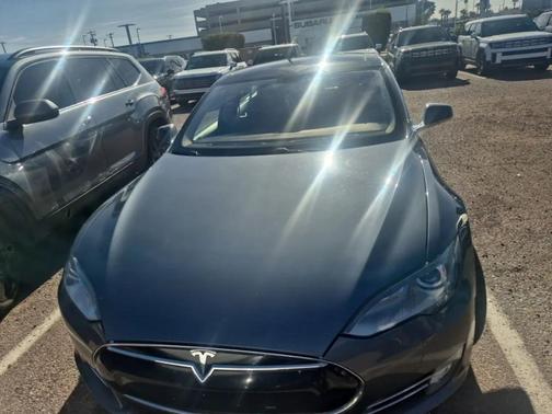 2014 Tesla Model S Base