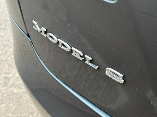 2014 Tesla Model S Base