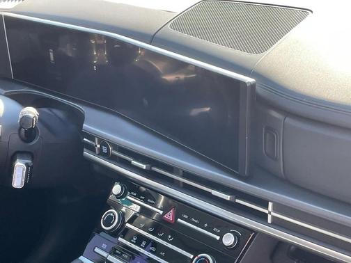 2025 Hyundai SANTA FE SE