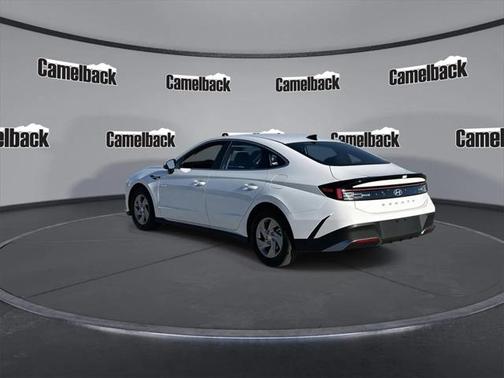 2025 Hyundai SONATA SE