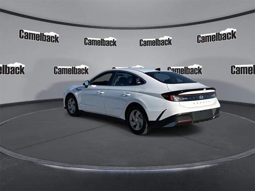 2025 Hyundai SONATA SE