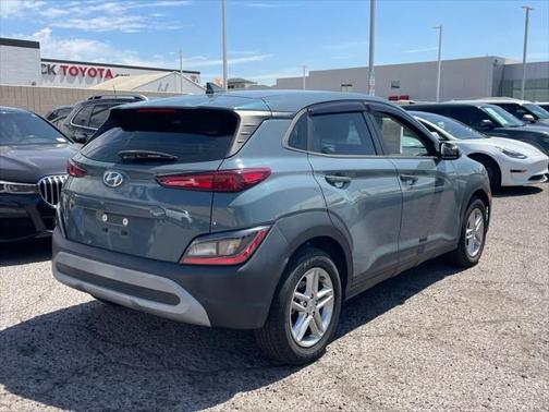 2022 Hyundai KONA SE
