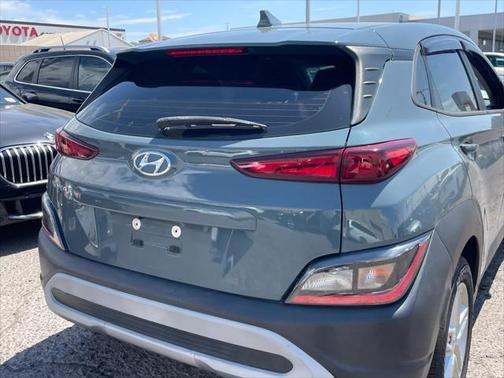 2022 Hyundai KONA SE