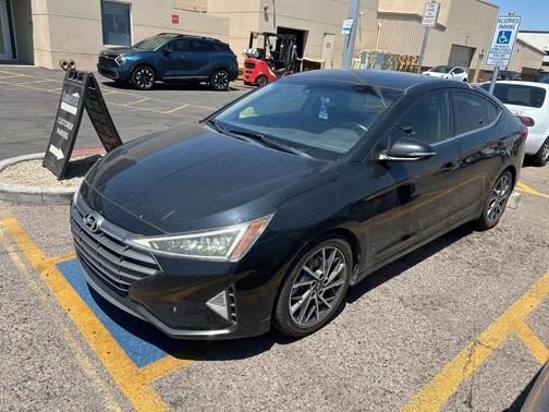 2020 Hyundai ELANTRA Limited