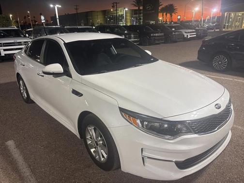 2018 Kia Optima LX