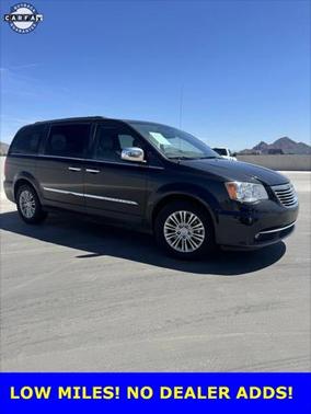 2015 Chrysler Town & Country Touring-L