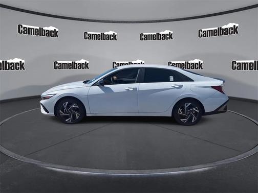 2025 Hyundai ELANTRA HEV SEL Sport