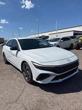 2025 Hyundai ELANTRA Sport