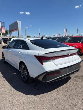 2025 Hyundai ELANTRA Sport