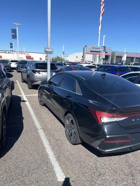 2024 Hyundai ELANTRA HEV Limited