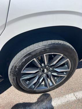 Crystal White Tricoat 2021 Cadillac Escalade Sport