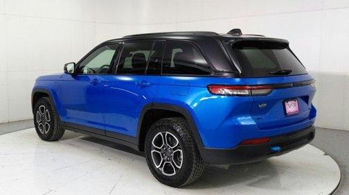 2024 Jeep Grand Cherokee 4xe Trailhawk