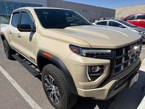 2024 GMC Canyon AT4