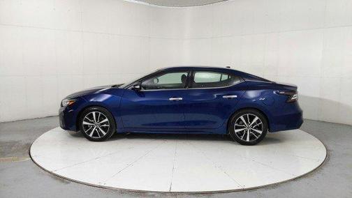 2023 Nissan Maxima SV