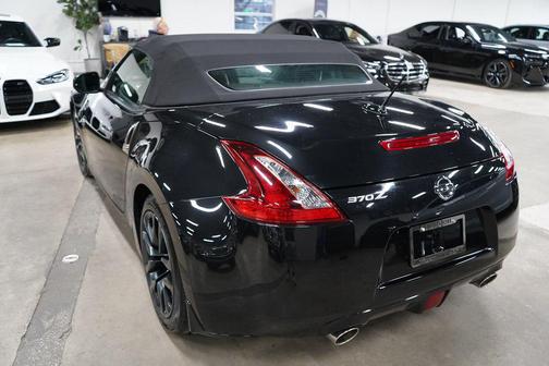 Magnetic Black Metallic 2019 Nissan 370Z Touring
