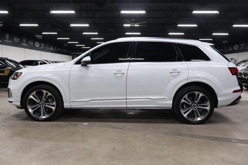 2021 Audi Q7 55 Premium Plus