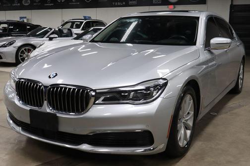 2019 BMW 750 I
