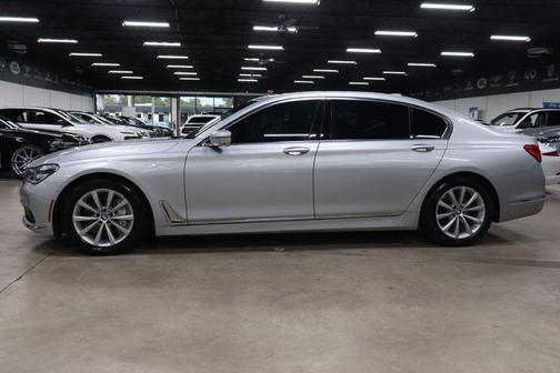 2019 BMW 750 I