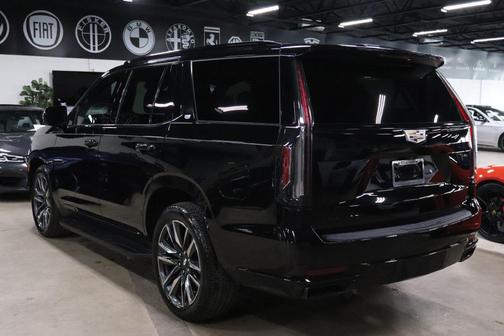 2022 Cadillac Escalade Sport