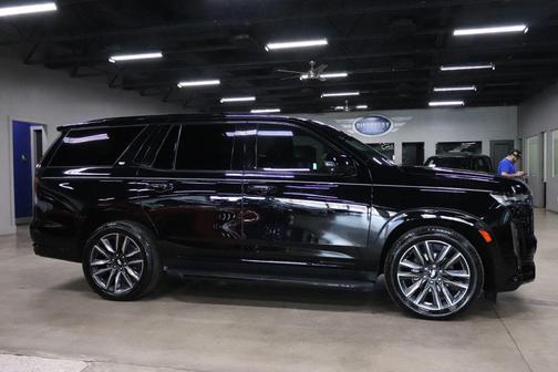2022 Cadillac Escalade Sport
