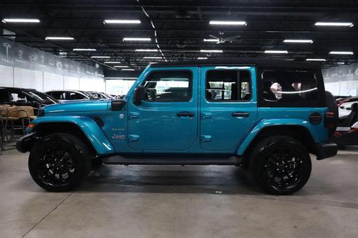 2024 Jeep Wrangler 4xe Sahara