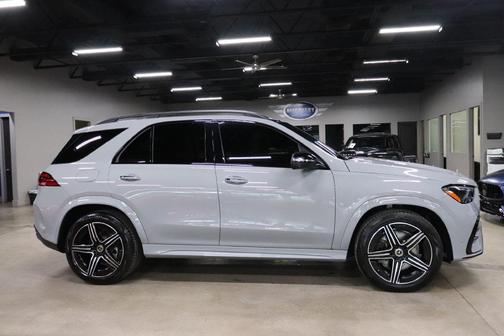 2025 Mercedes-Benz GLE 450e 4MATIC