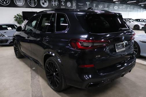 2020 BMW X5 M50i