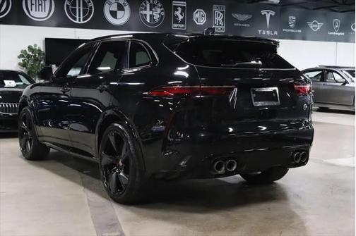 2023 Jaguar F-PACE SVR P550 AWD Automatic