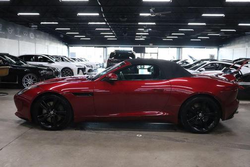 2014 Jaguar F-TYPE V8 S