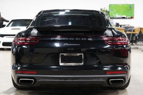 Black 2018 Porsche Panamera Base