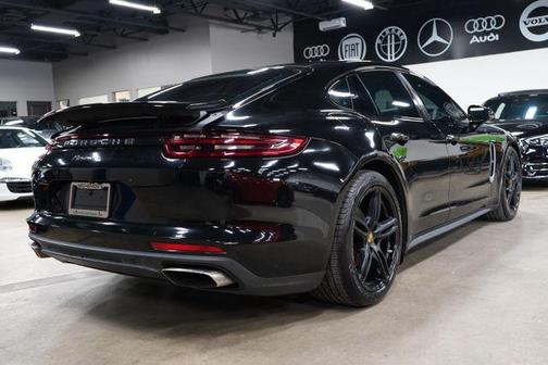 Black 2018 Porsche Panamera Base