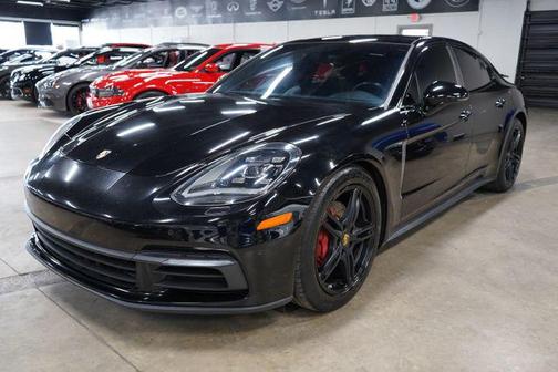 Black 2018 Porsche Panamera Base