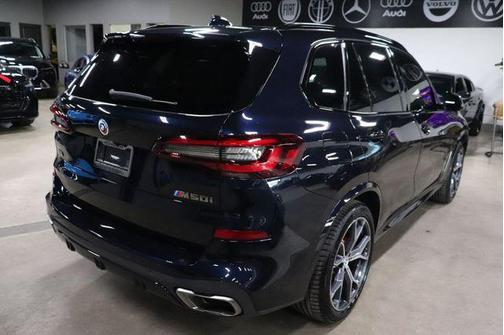 Carbon Black Metallic 2023 BMW X5 M50i