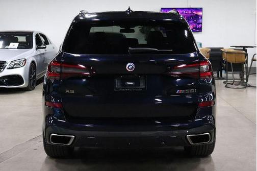 Carbon Black Metallic 2023 BMW X5 M50i