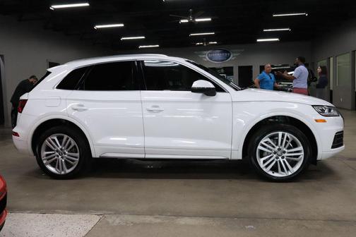 2020 Audi Q5 45 Premium Plus