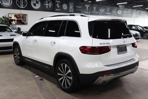 2022 Mercedes-Benz GLB 250 Base