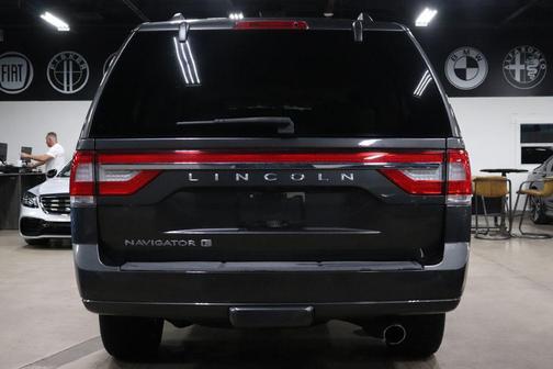 2017 Lincoln Navigator L Reserve