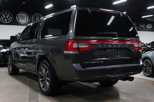 2017 Lincoln Navigator L Reserve