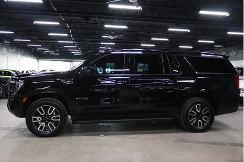 2022 GMC Yukon XL 4WD AT4