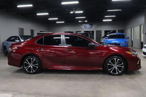 Ruby Flare Pearl 2018 Toyota Camry SE