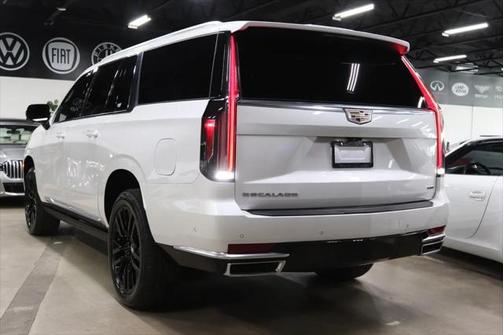2024 Cadillac Escalade ESV Premium Luxury