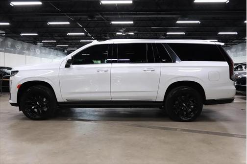 2024 Cadillac Escalade ESV Premium Luxury