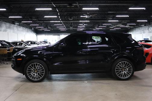 2019 Porsche Cayenne Cayenne