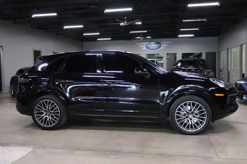 2019 Porsche Cayenne Cayenne