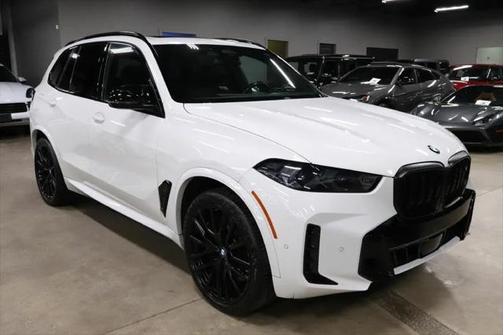 2024 BMW X5 M60i