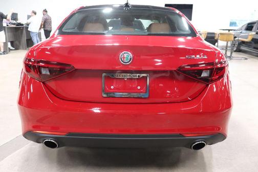 RED 2021 Alfa Romeo Giulia Ti