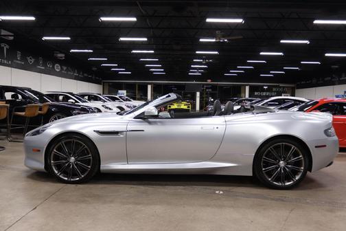 2013 Aston Martin DB9 Volante